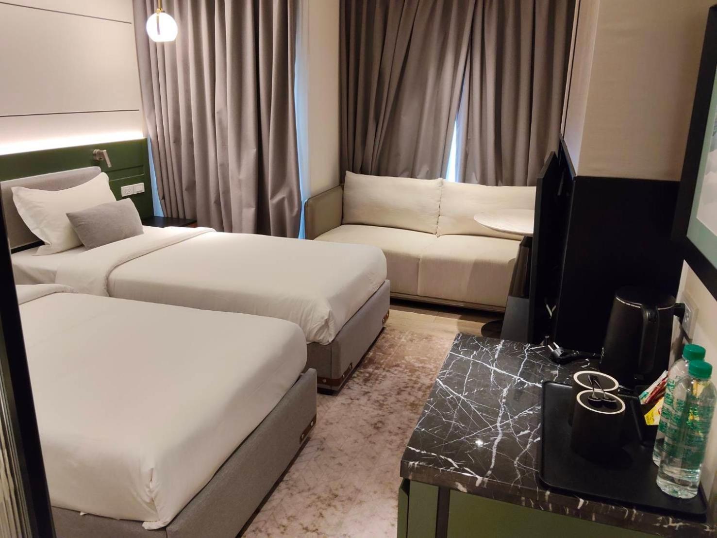 Cha Chiangmai Luxury Hotell Chiang Mai Exteriör bild